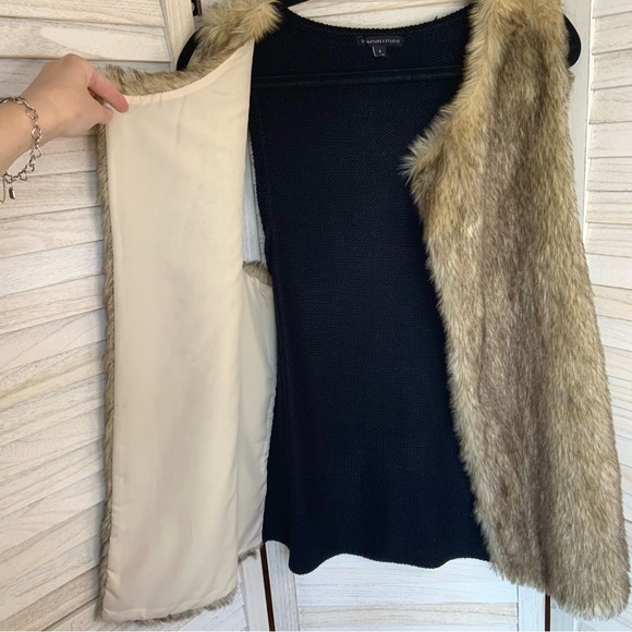 Signature Studio Simple Faux Fur Brown and Black Knit Oversized Vest Coat Small - Picture 4 of 10